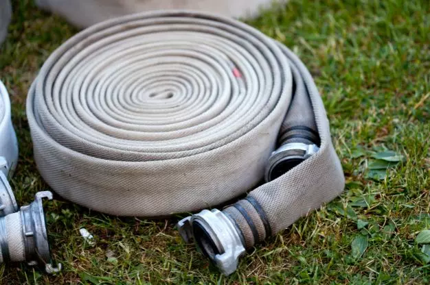 Aprenda como utilizar a mangueira de incêndio